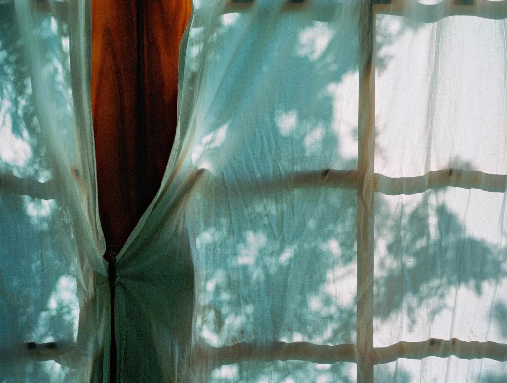 Untitled (Curtain II), 2004 / archival pigment print, 22.5 x 30 inches , edition of 5 plus 2 AP