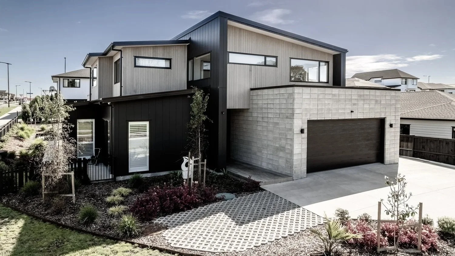 HOW TO DESIGN A MULTIGENERATIONAL HOME THAT WORKS FOR EVERYONE?