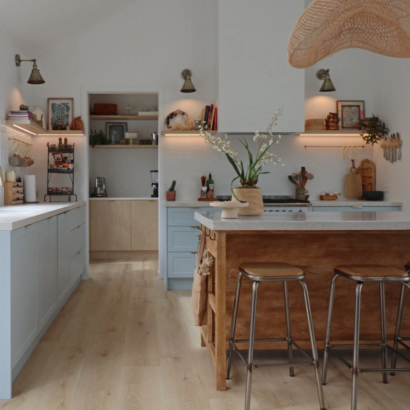 HOW TO DESIGN A KITCHEN THAT FEELS LIKE YOURS