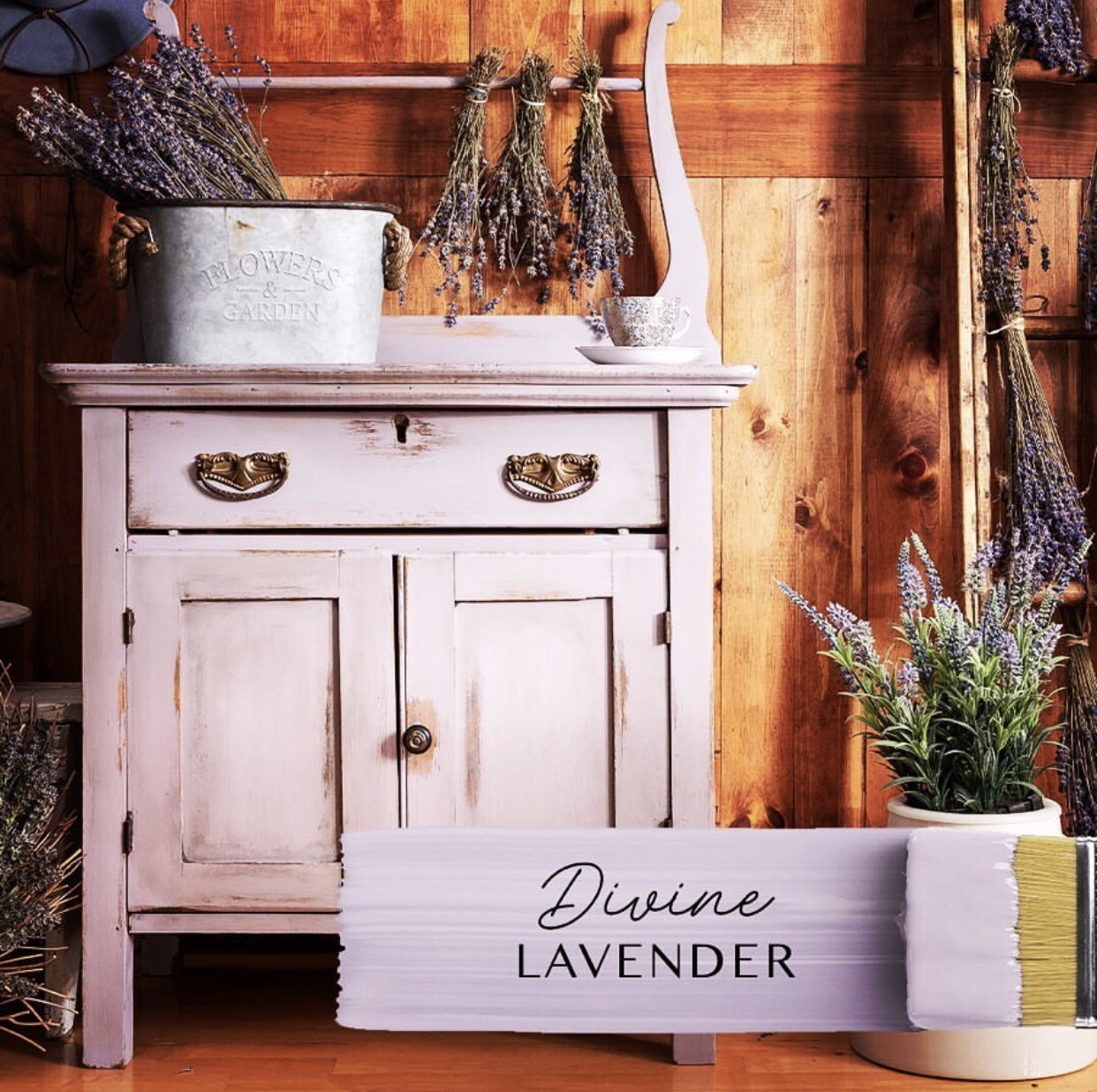 Lisa Marie Holmes Signature Collection: Divine Lavender
