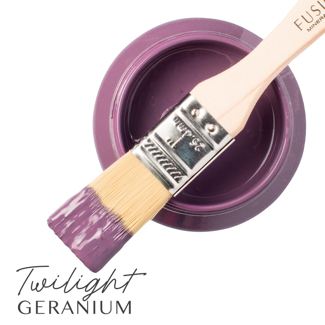 Lisa Marie Holmes Signature Collection: Twilight Geranium