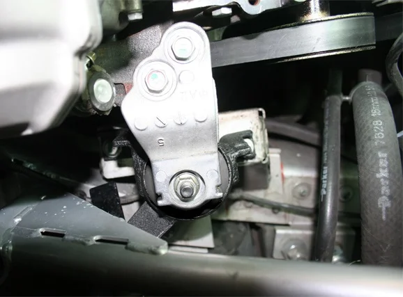 RACEmount4installed2.jpg