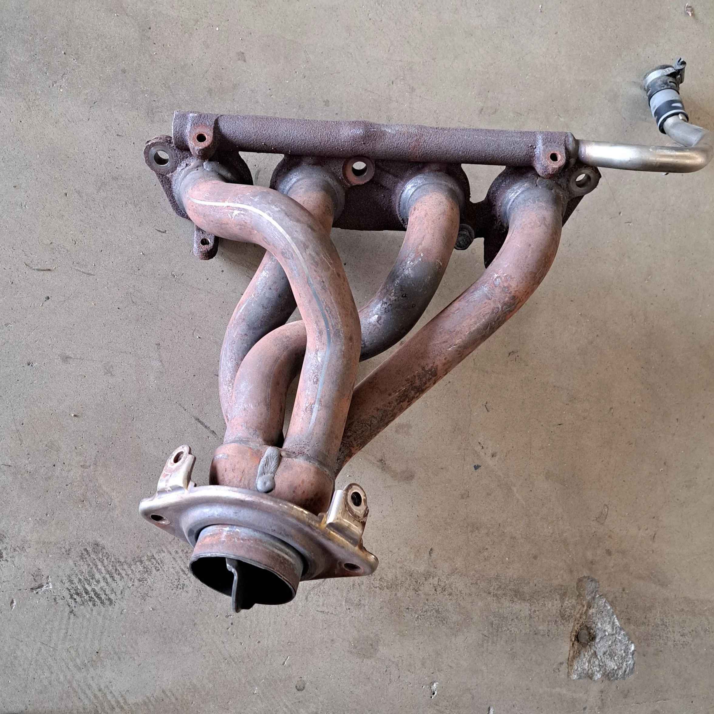USED OEM EXHAUST MANIFOLD ASSY - A120E63315 — InoKinetic 