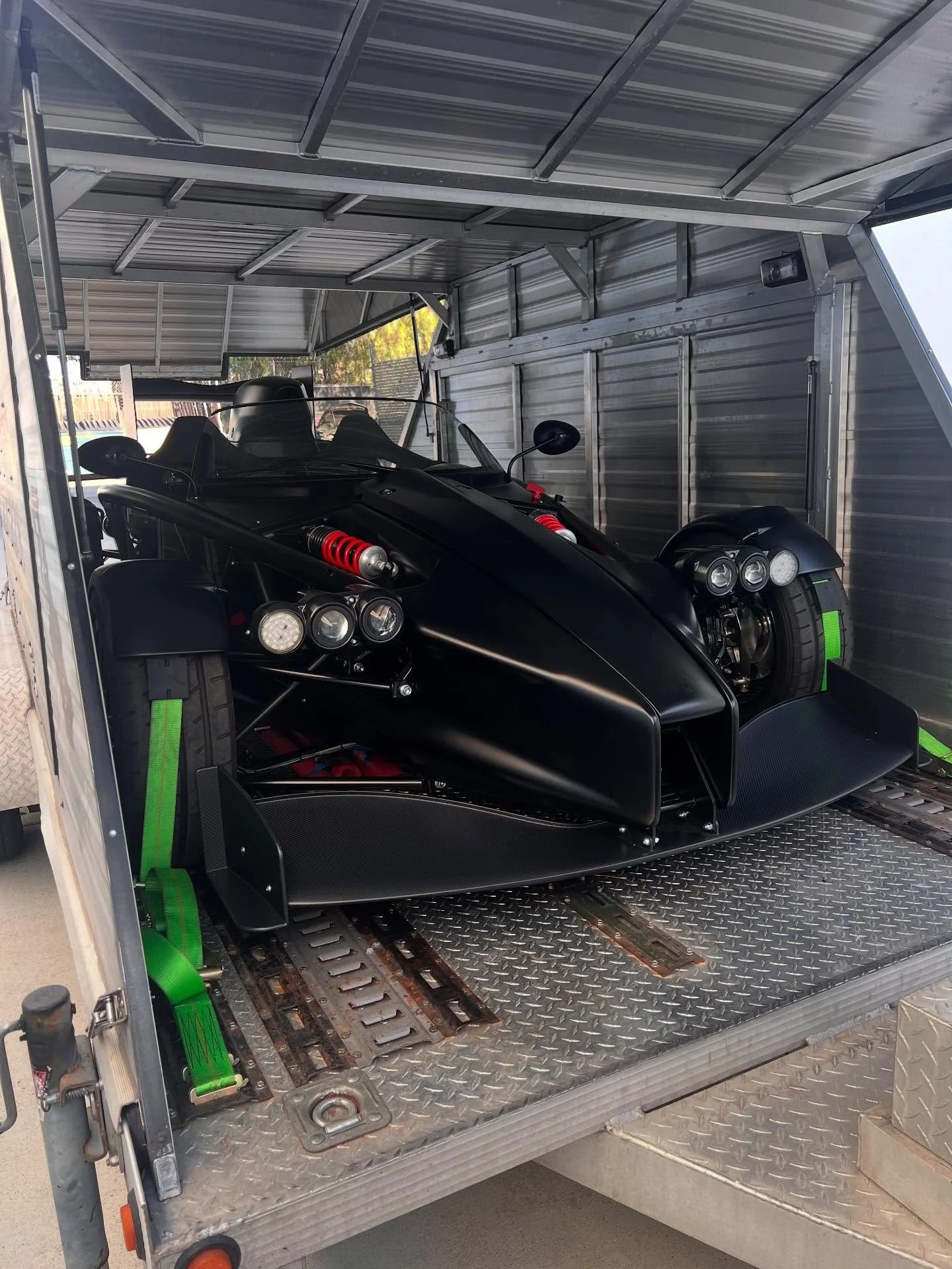Ariel Atom4 headed home