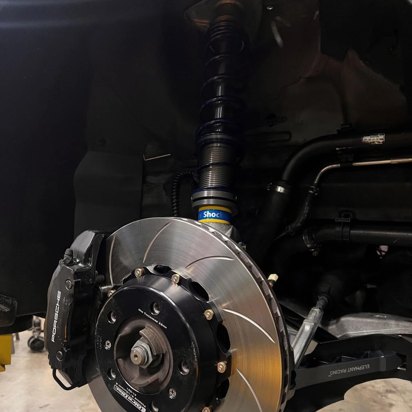 Suspension goin into the 996RR build