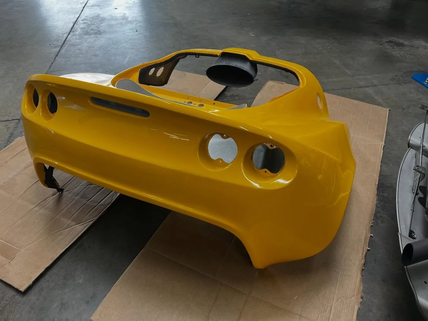 Rear clam repair and repaint