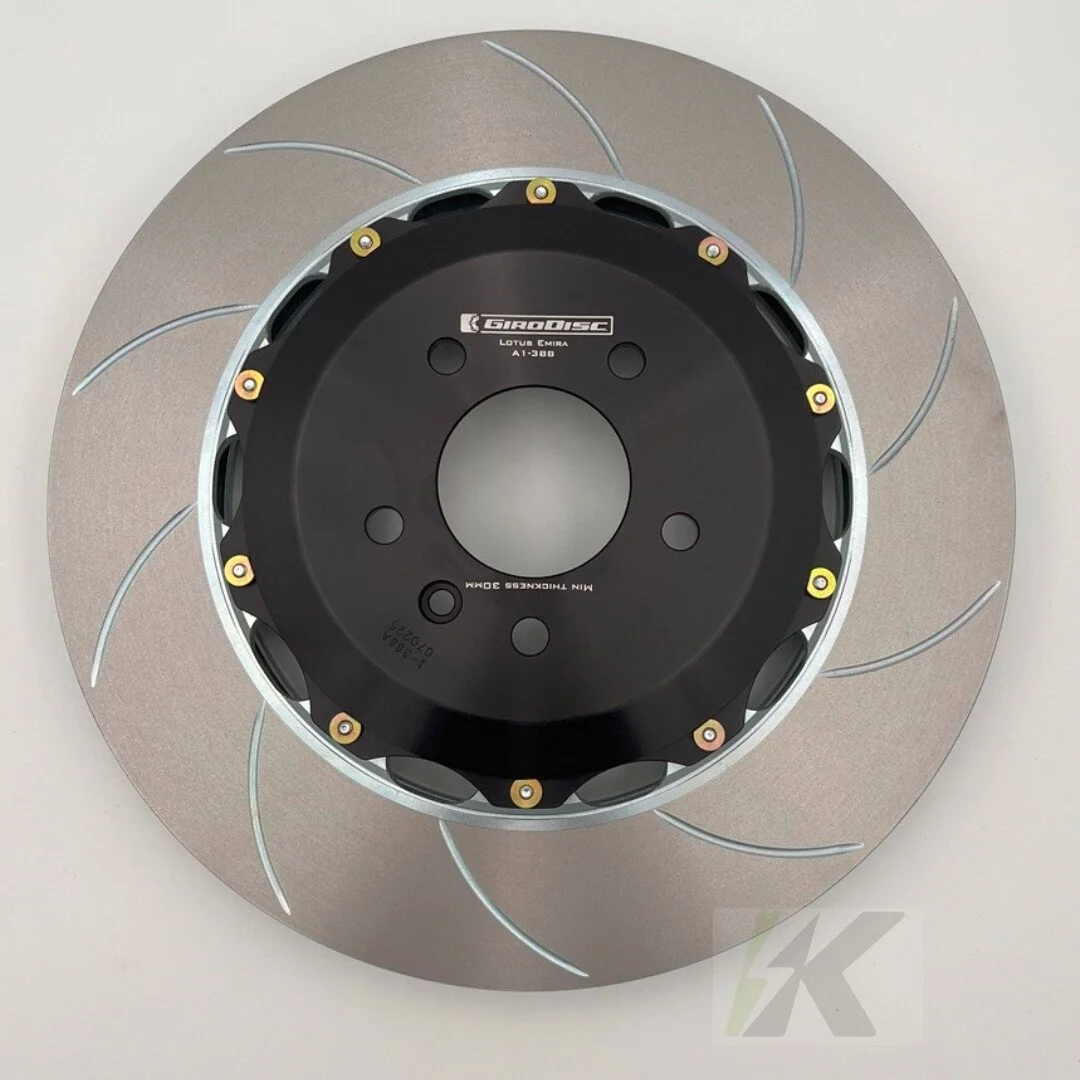 Emira-ULTRAdisc.jpg