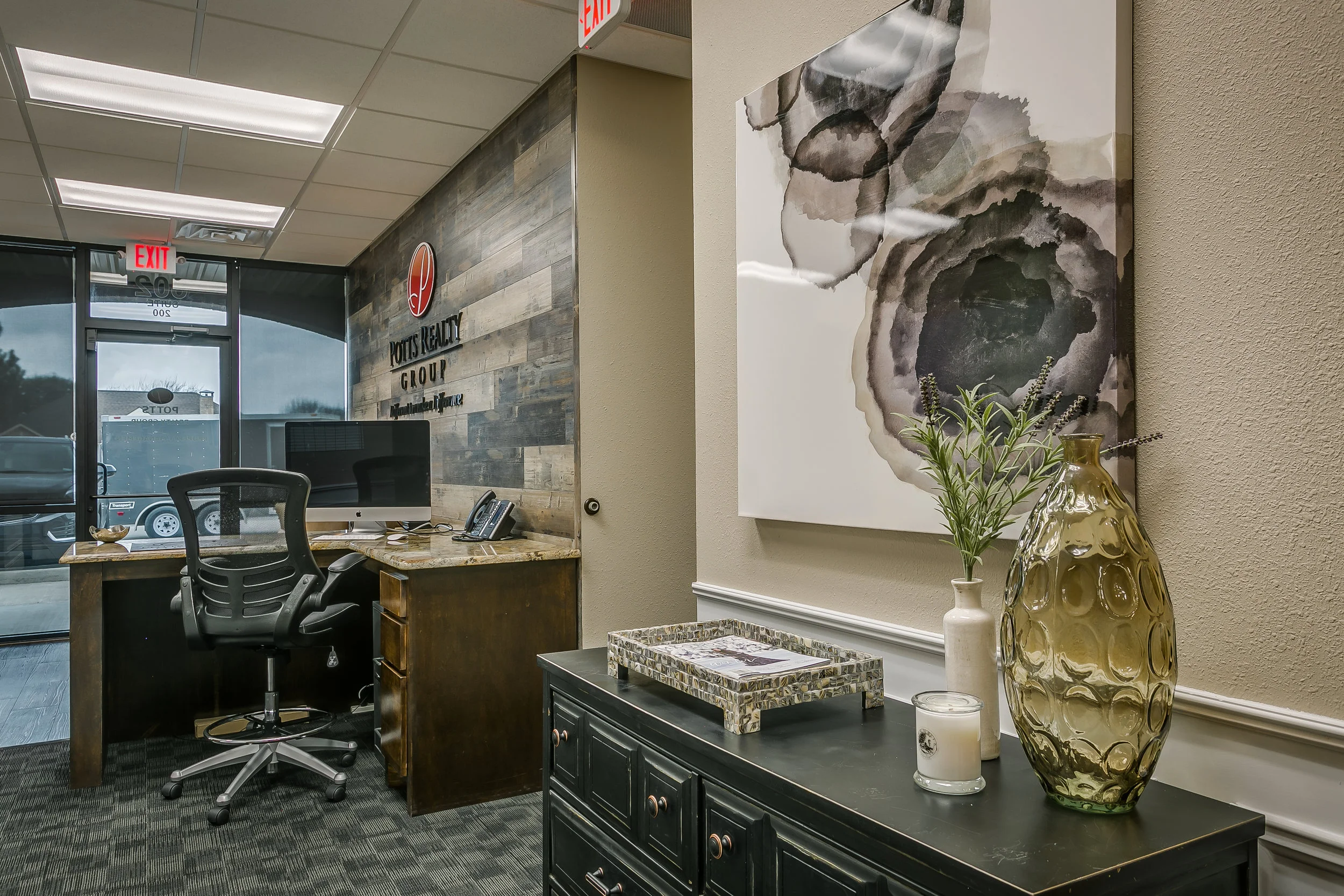 Potts Realty Group — Behind the Curtains Design