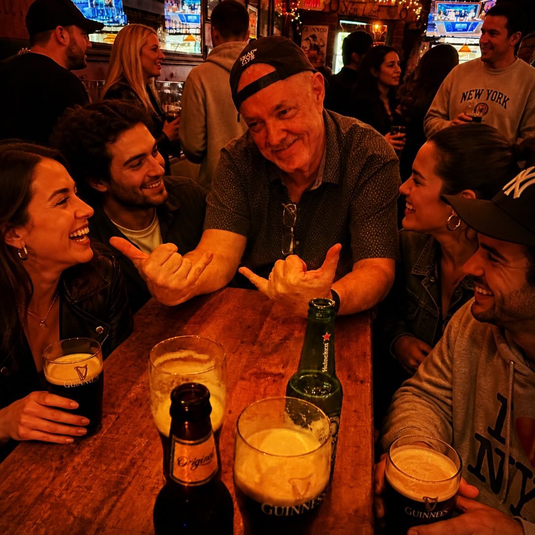 It&rsquo;s starting to fill up down at @paddyreillys so come on down. The show starts at 7:30pm. #brooklynsown #cbb #celticrootsrock #paddyreillysmusicbarnyc #730start