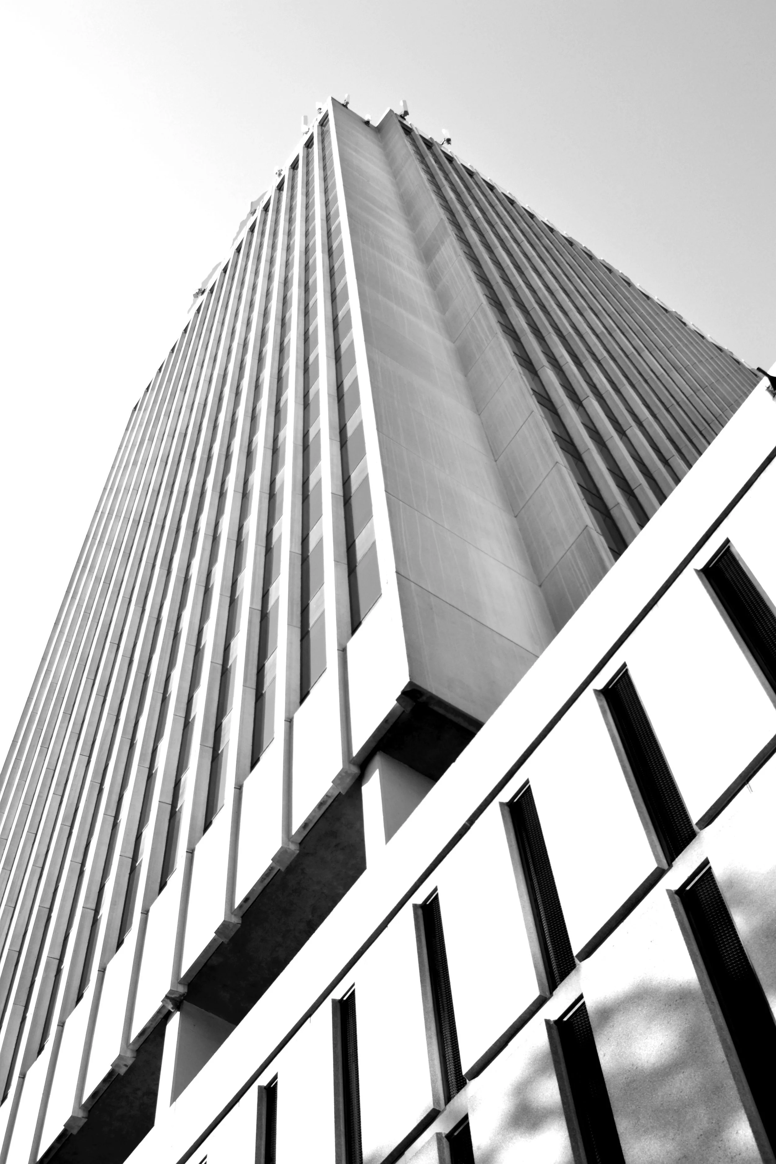 Hall_aperature_building.jpg