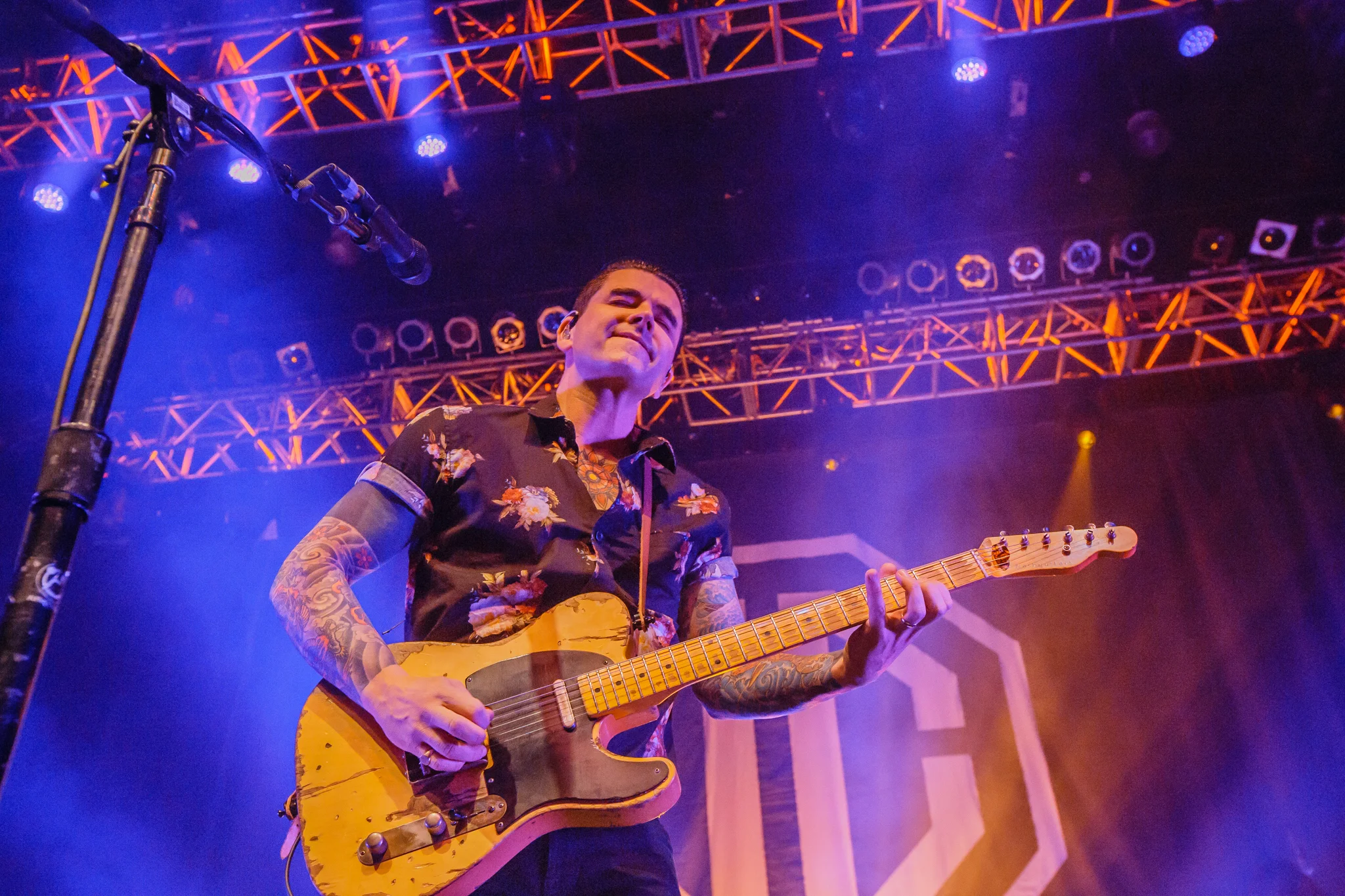 Chris Carrabba - 2018 - Matt Lambert.jpg