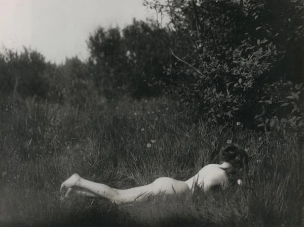 Imogen Cunningham Self-portrait , 1906