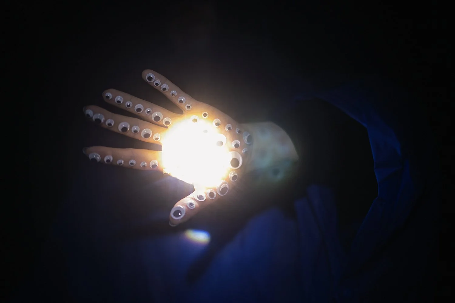 Caught In The Middle, 2025