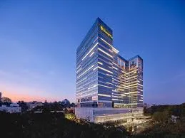 Hotel Shangri-La.jpg