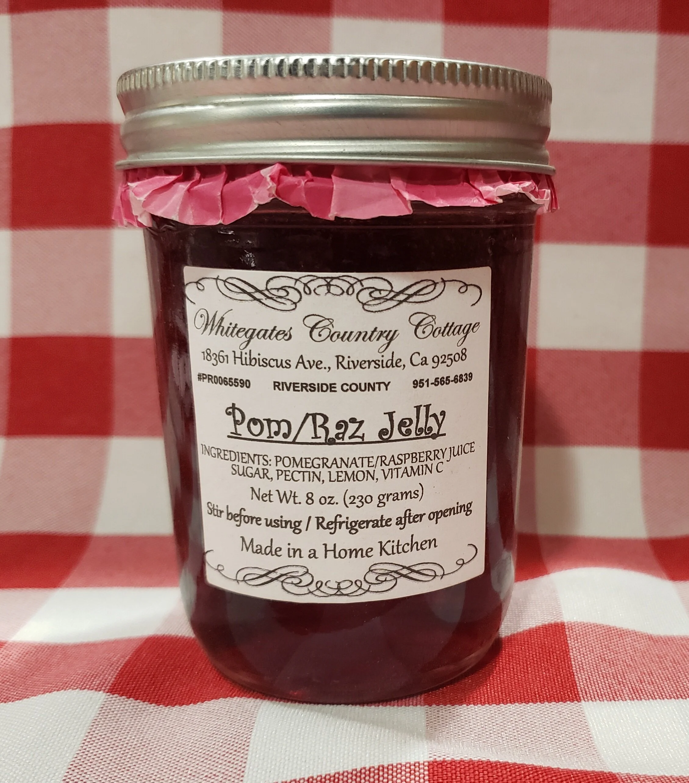 Pom/Raz — Whitegate's Country Cottage