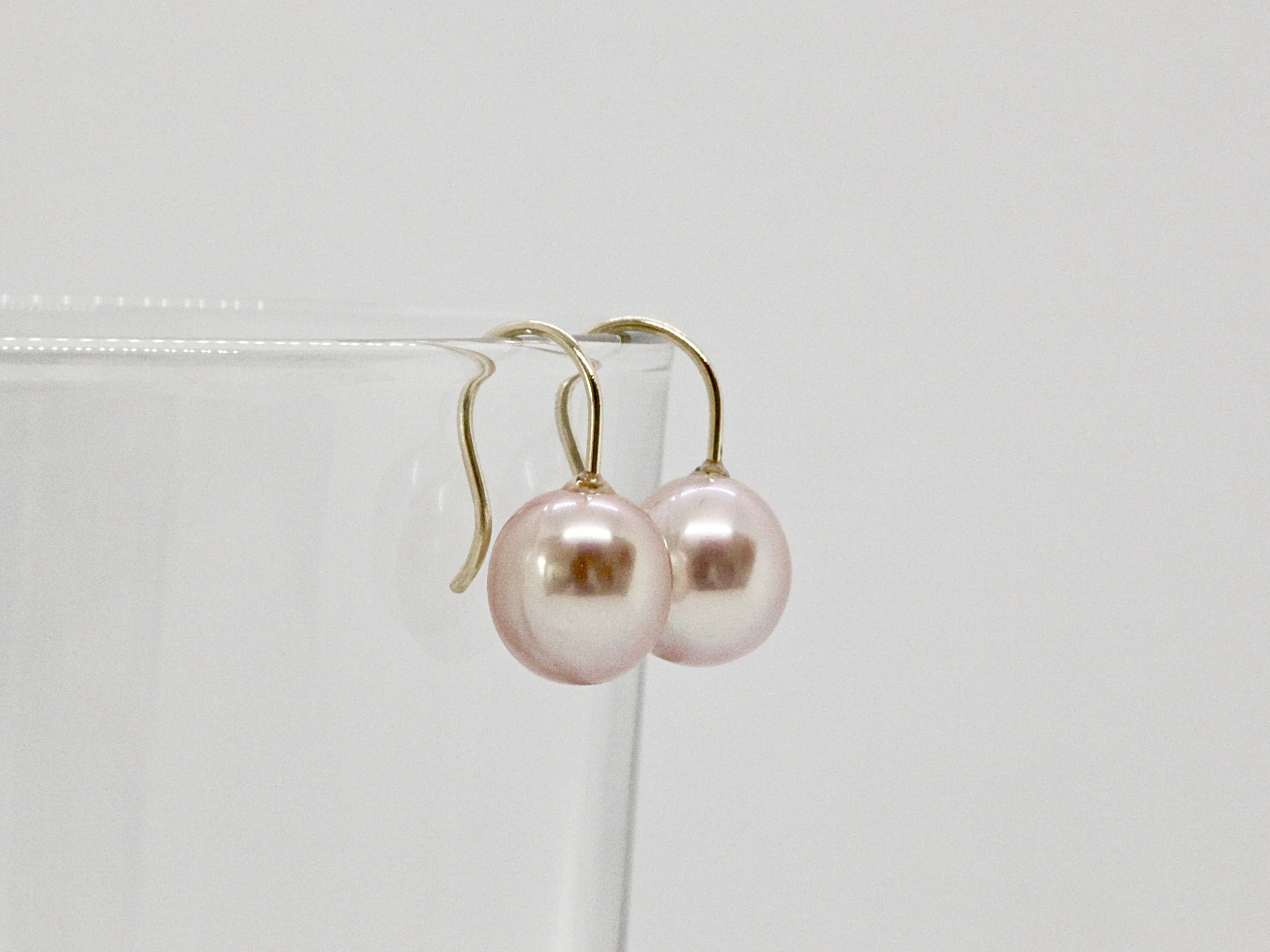 Rose pearl hook earrings