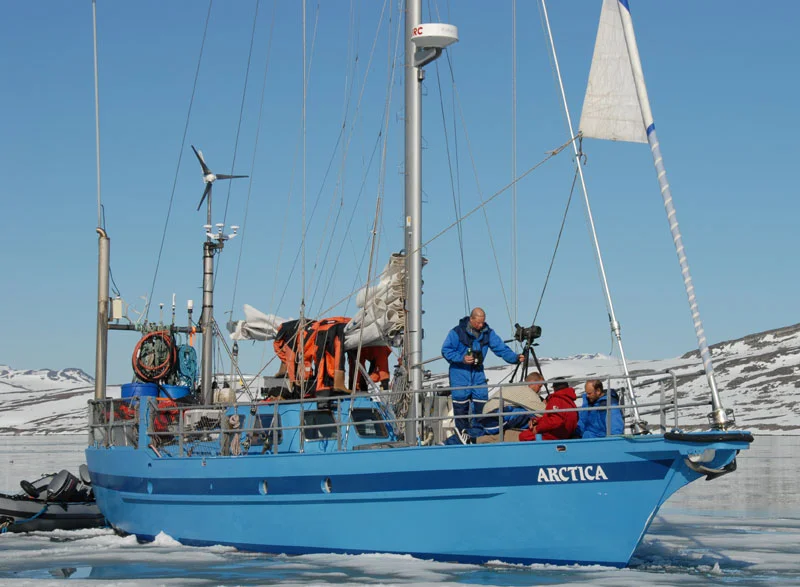 Arctica_in_ice_DSC_0955.jpg