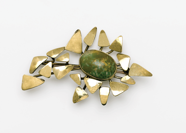 autumn-leaves-brooch-1974-gold+jade.png