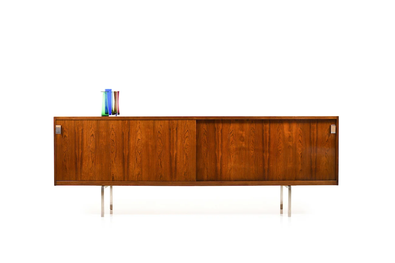 Low-Sideboard-in-rosewood-by-DUX-Sweden-1960s-1.jpg