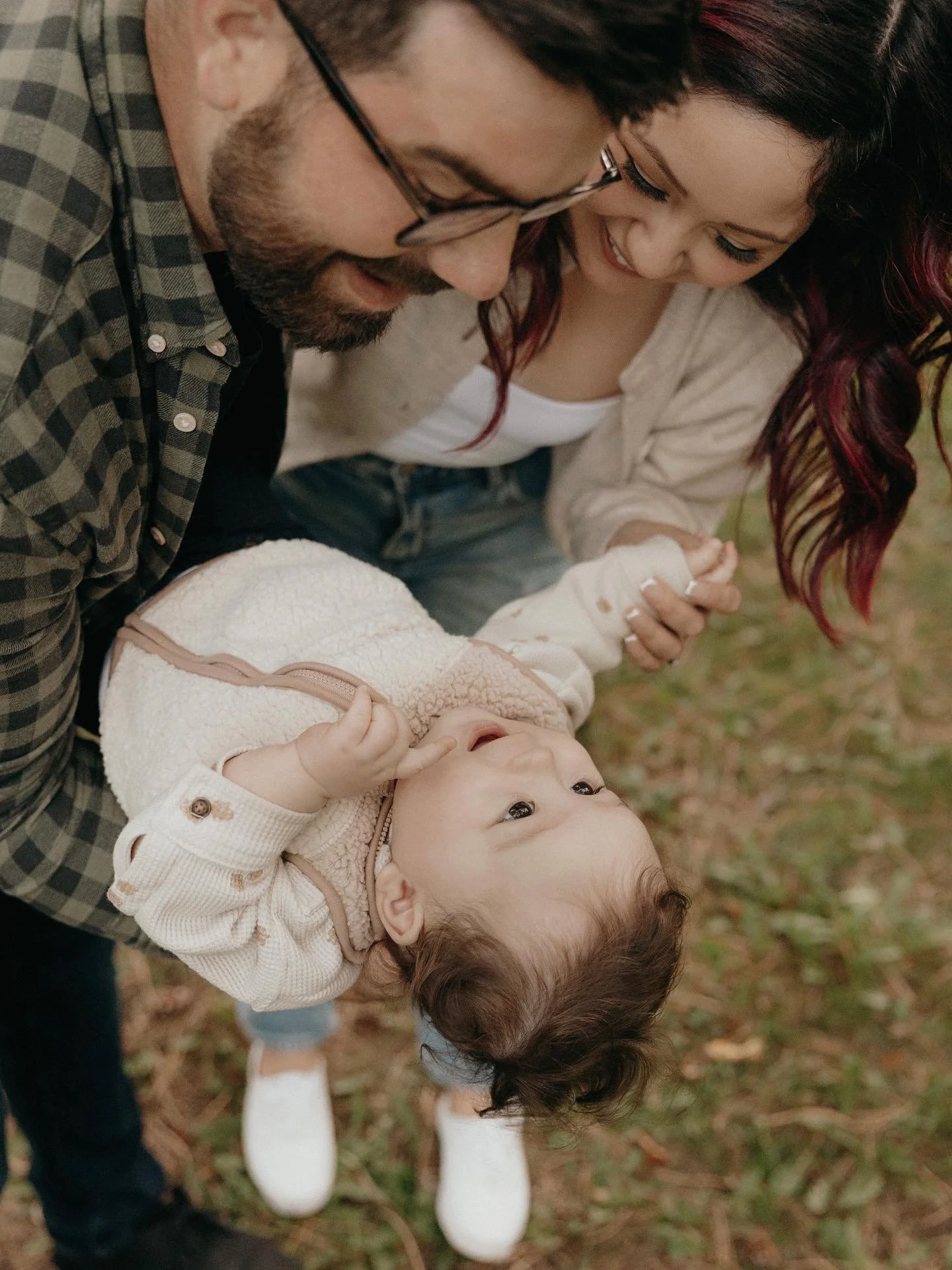 The cutest tiny smile for your Wednesday 🤎

There&rsquo;s so many sessions from last fall I&rsquo;m still obsessed with, and this is definitely one of them. The sweetest trio to capture 🥹