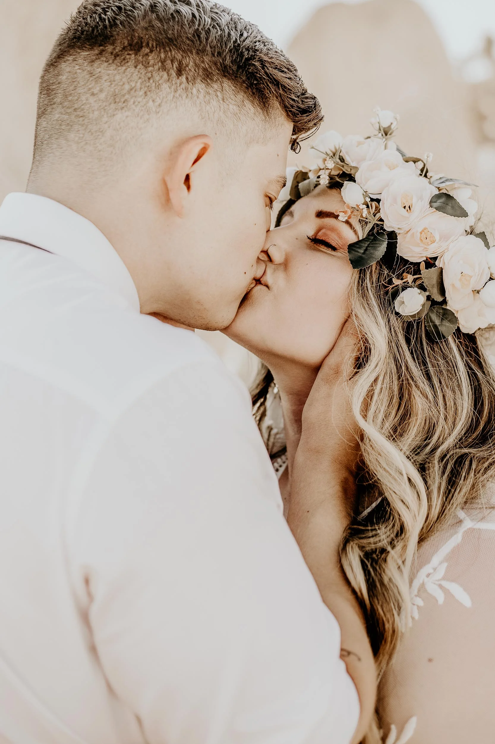 intimate-wedding-elopement-photographer-ottawa-joshua-tree-.jpg