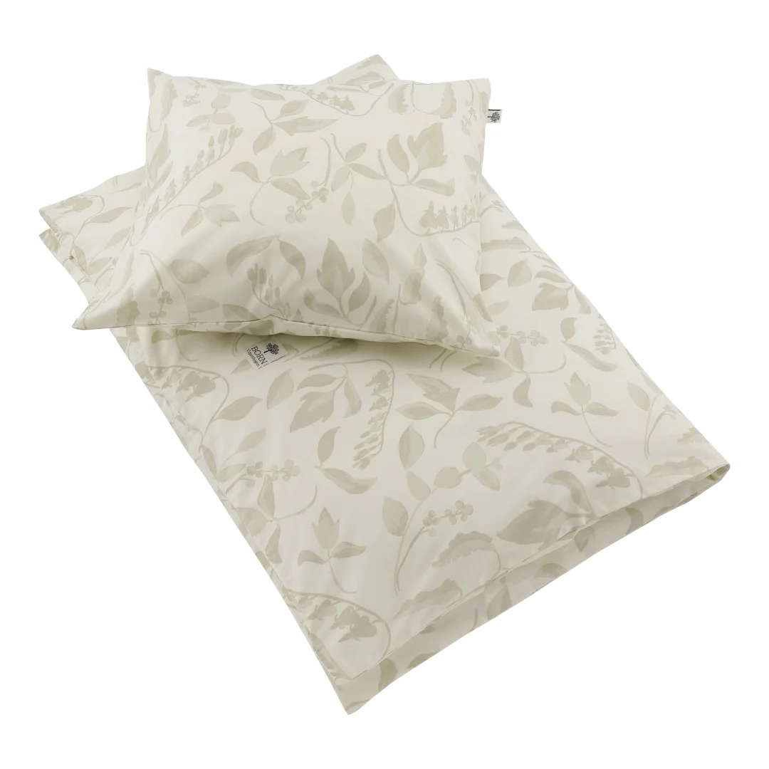 Flora bedding.jpg