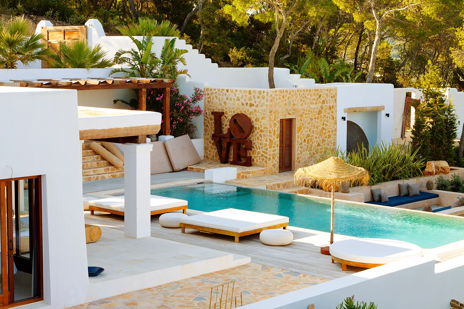 ibiza_set1_03.jpg