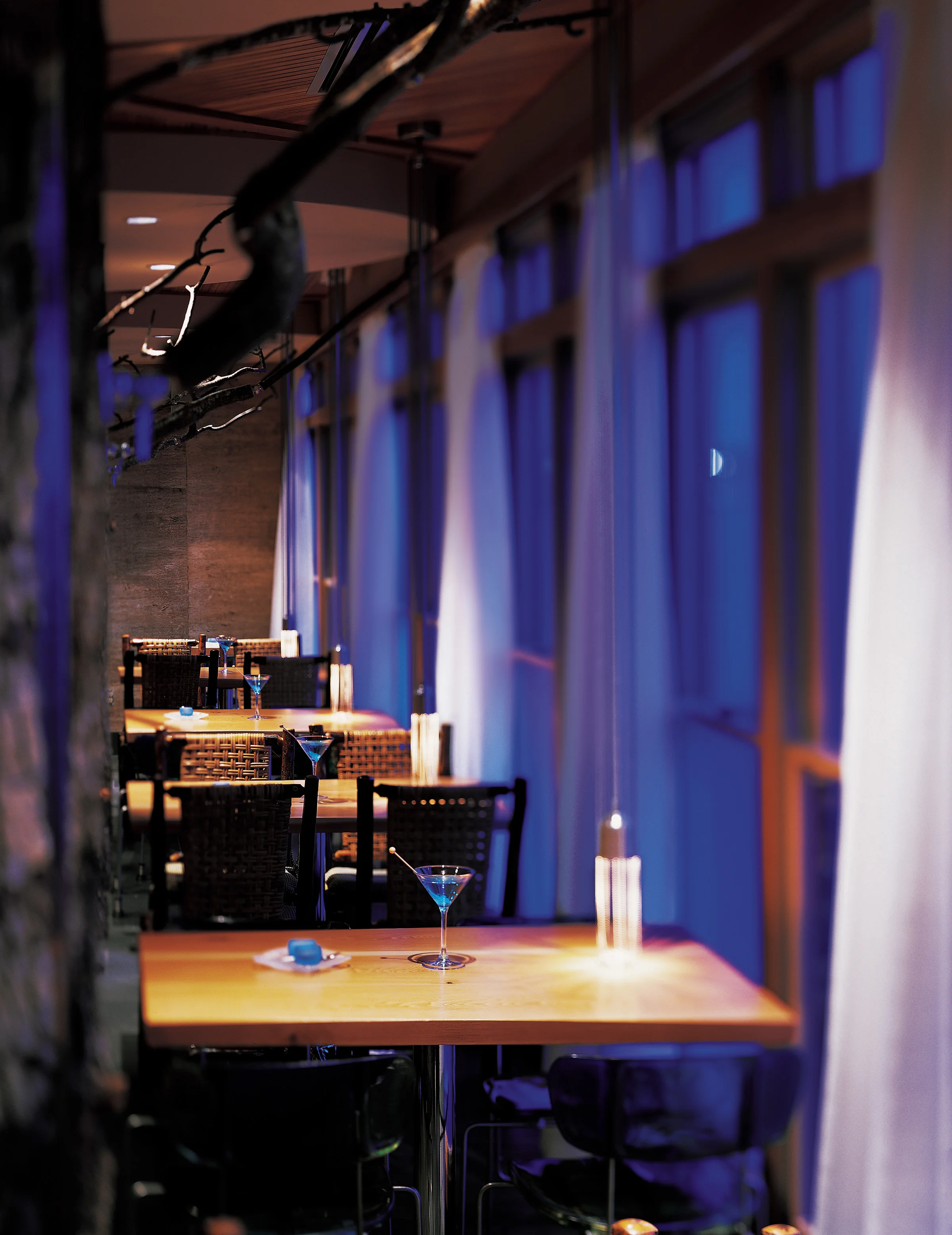 Six Seven.Bar Detail.jpg