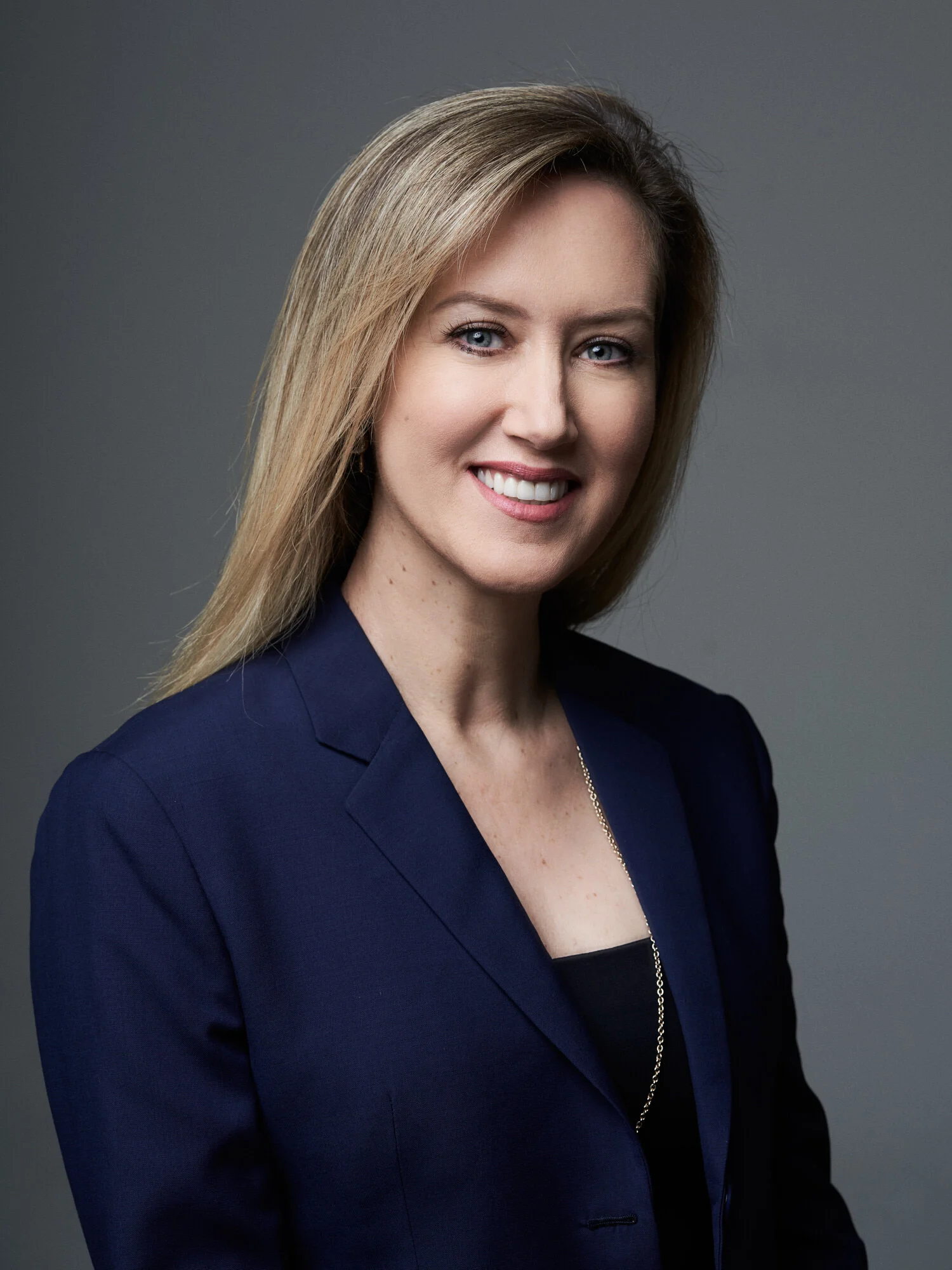 Mia Stark - CEO GAZIT BRASIL