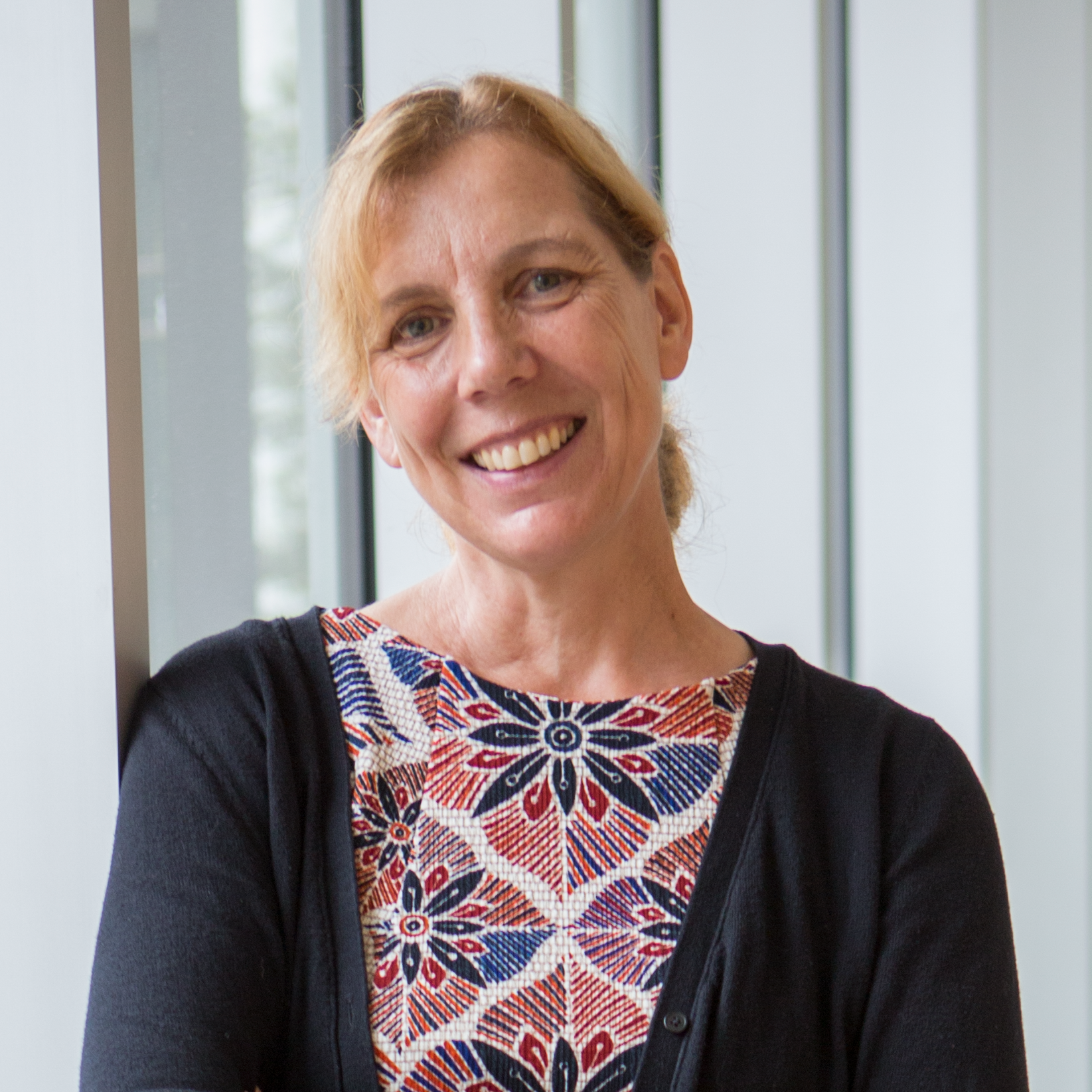 Dr. Sara Kirk, Dalhousie University