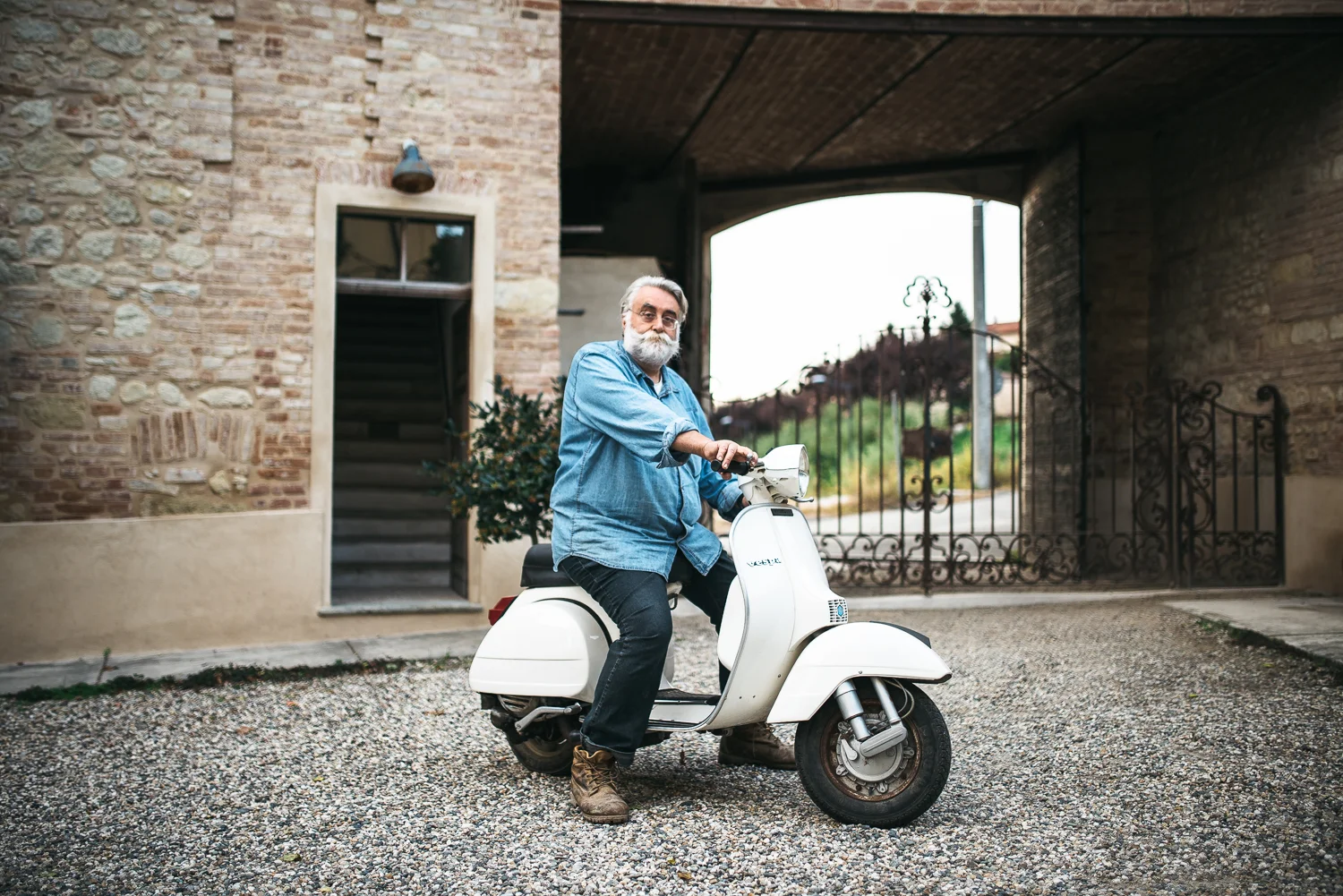 4_ChrisAbatzis_Viani_mongetto_0915.jpg