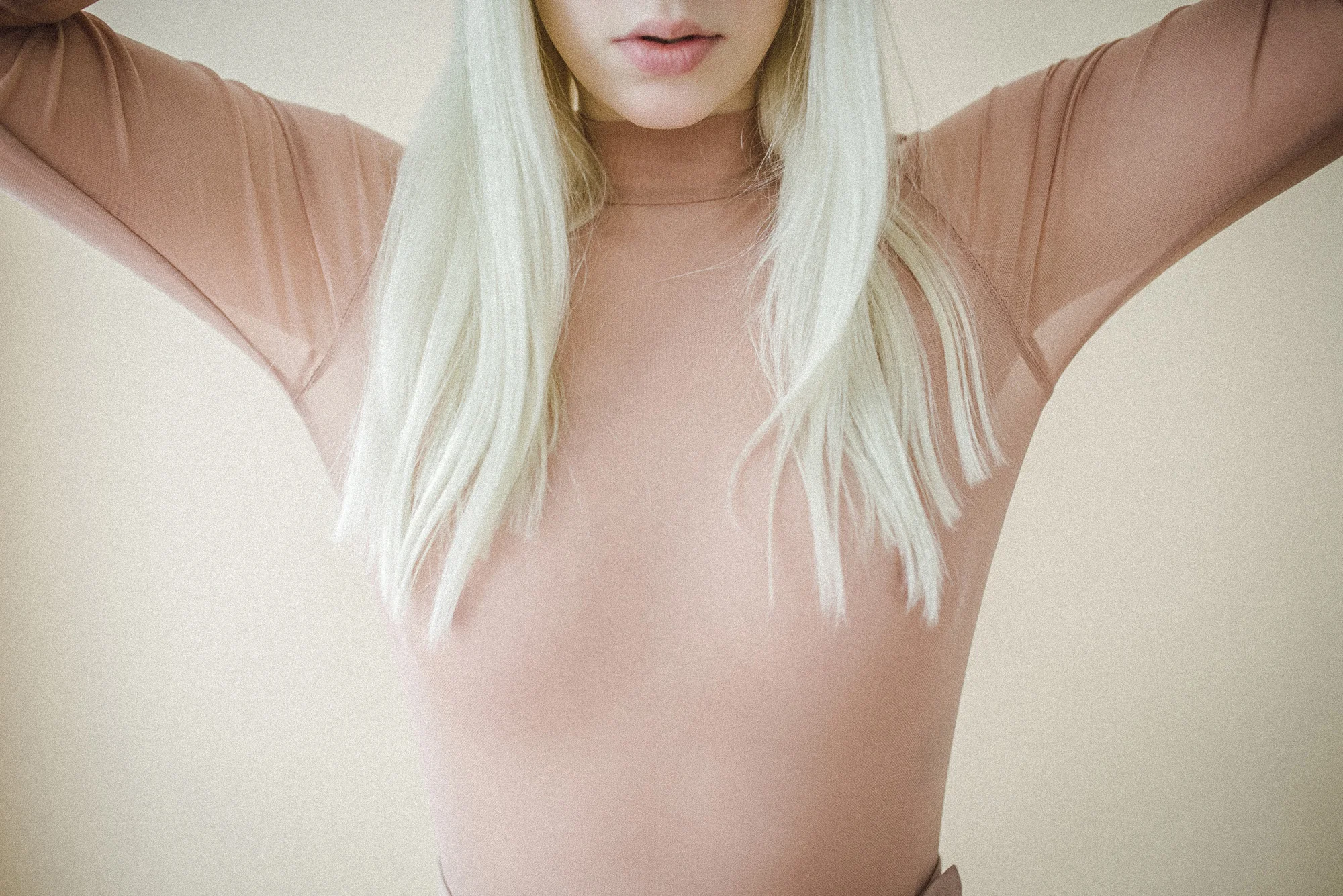 16_ChrisAbatzis_Alicia_01_17.jpg