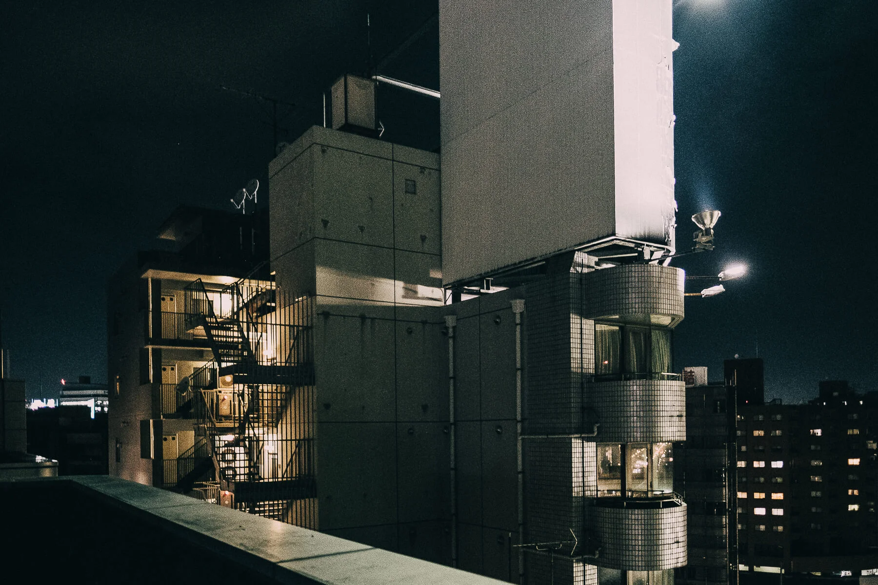 chrisabatzis_tokyo_1807-2575.jpg