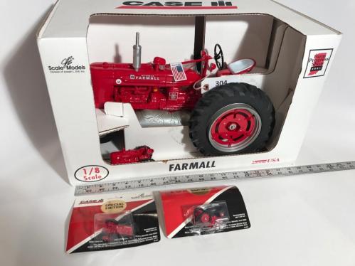 2001 Farm Progress Show collector edition Farmall Super H die-cast tractor
