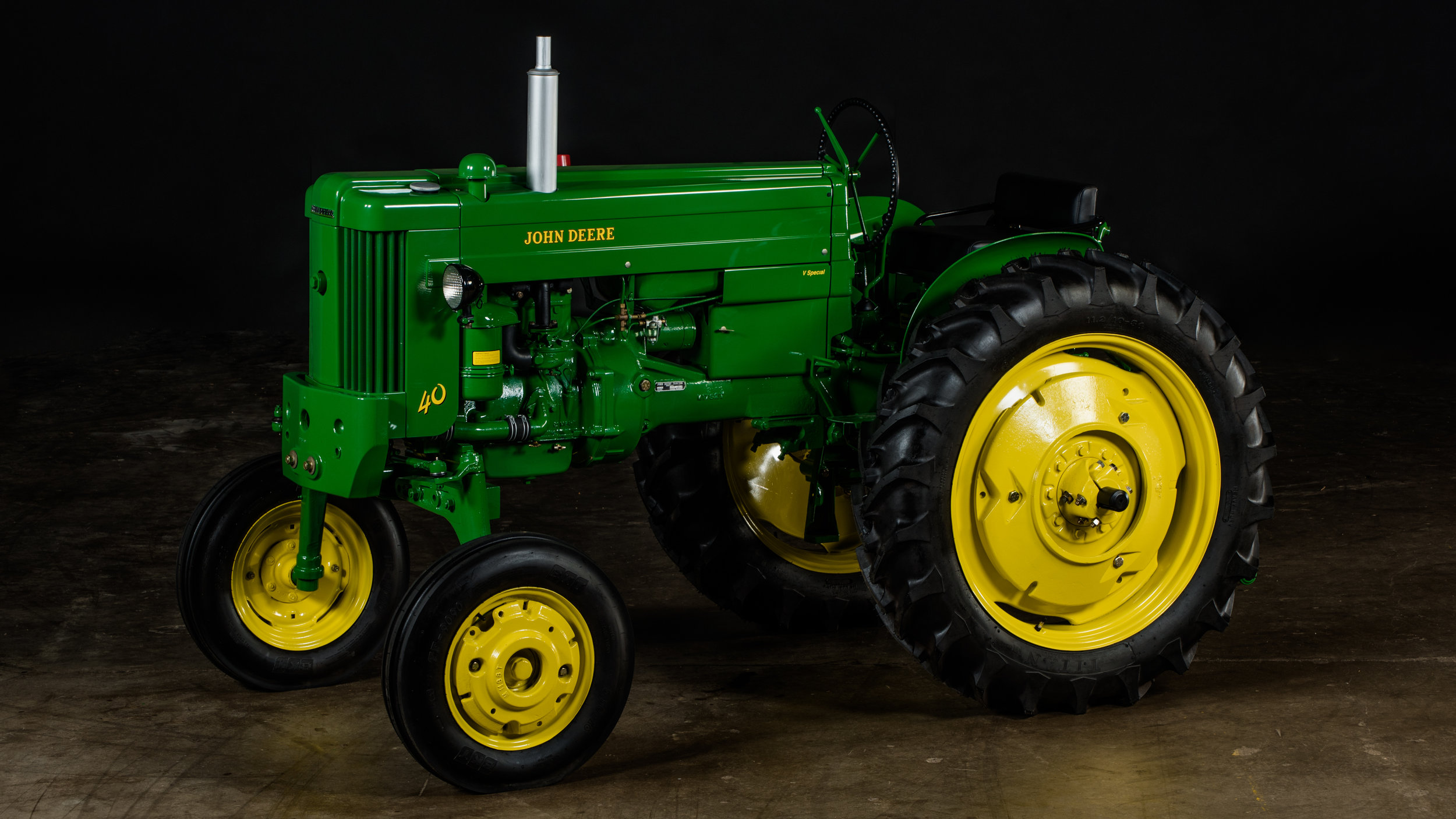 Up for auction is this John Deere 1960 40V All Fuel. Mecum Auctions