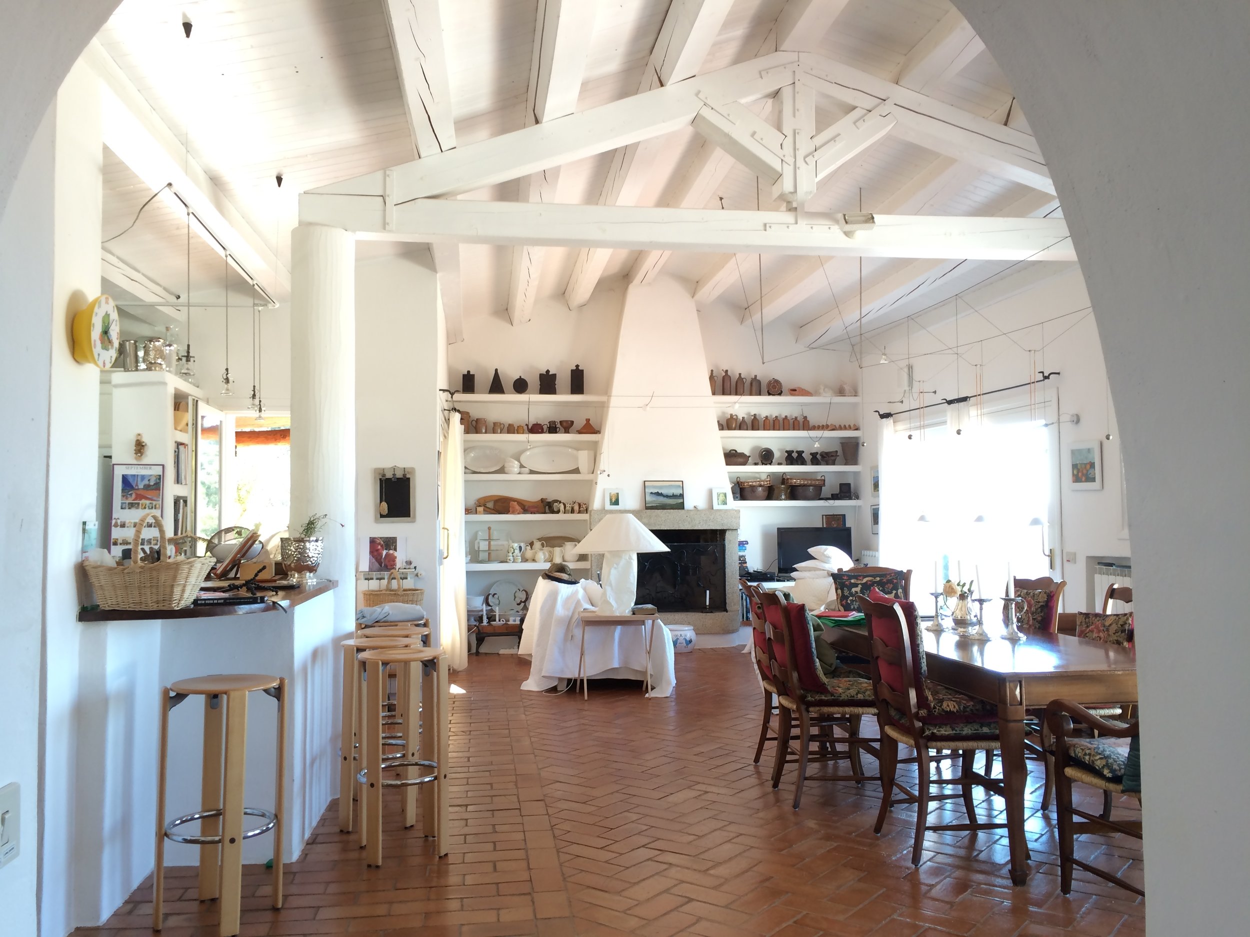 Spacious living and dining room