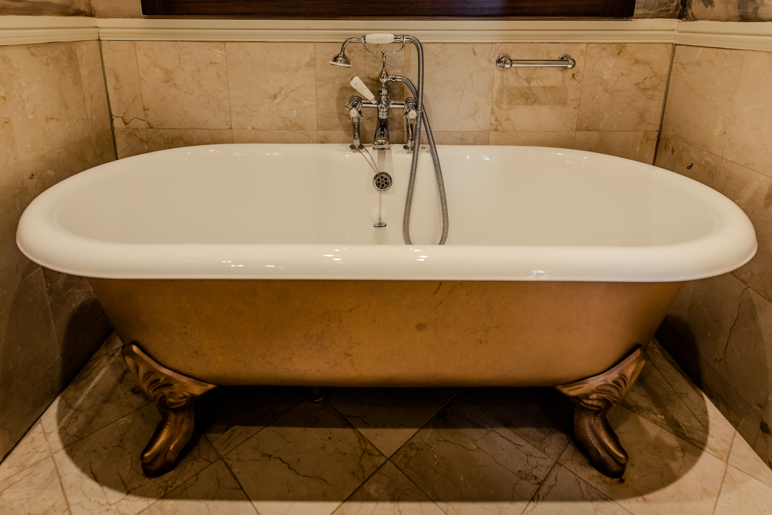 Tulfarris Hotel & Golf Resort bridal suite classic style luxurious bath.jpg