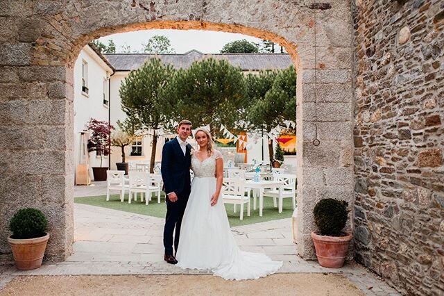 Our favourite wedding moments with Andrea &amp; Sean. Beautiful backdrop of our Manor House courtyard.
Photography credits: @aidan_beatty_photography
.
.
.
#tulfarrisweddings #marriage #tulfarris #weddings #hotel #wicklow #stunning #weddingdress #iri