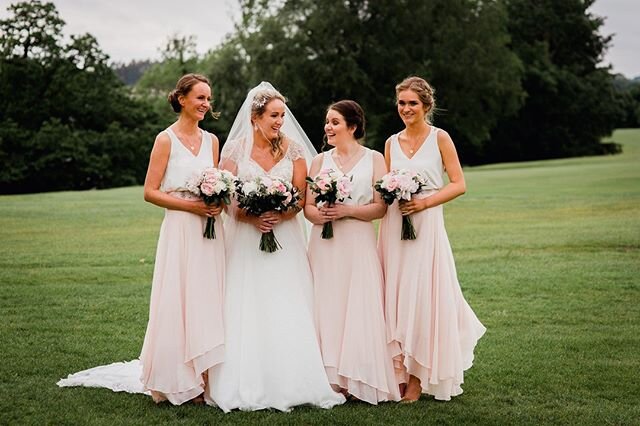 &quot;Bridesmaid's for a day, but best friend's for life&quot; 
Andrea and her bridesmaid's looking stunning while taking their photos on our beautiful 200 arc grounds of Tulfarris Hotel &amp; Golf Restort.
@aidan_beatty_photography
.
.
.
#tulfarrisw