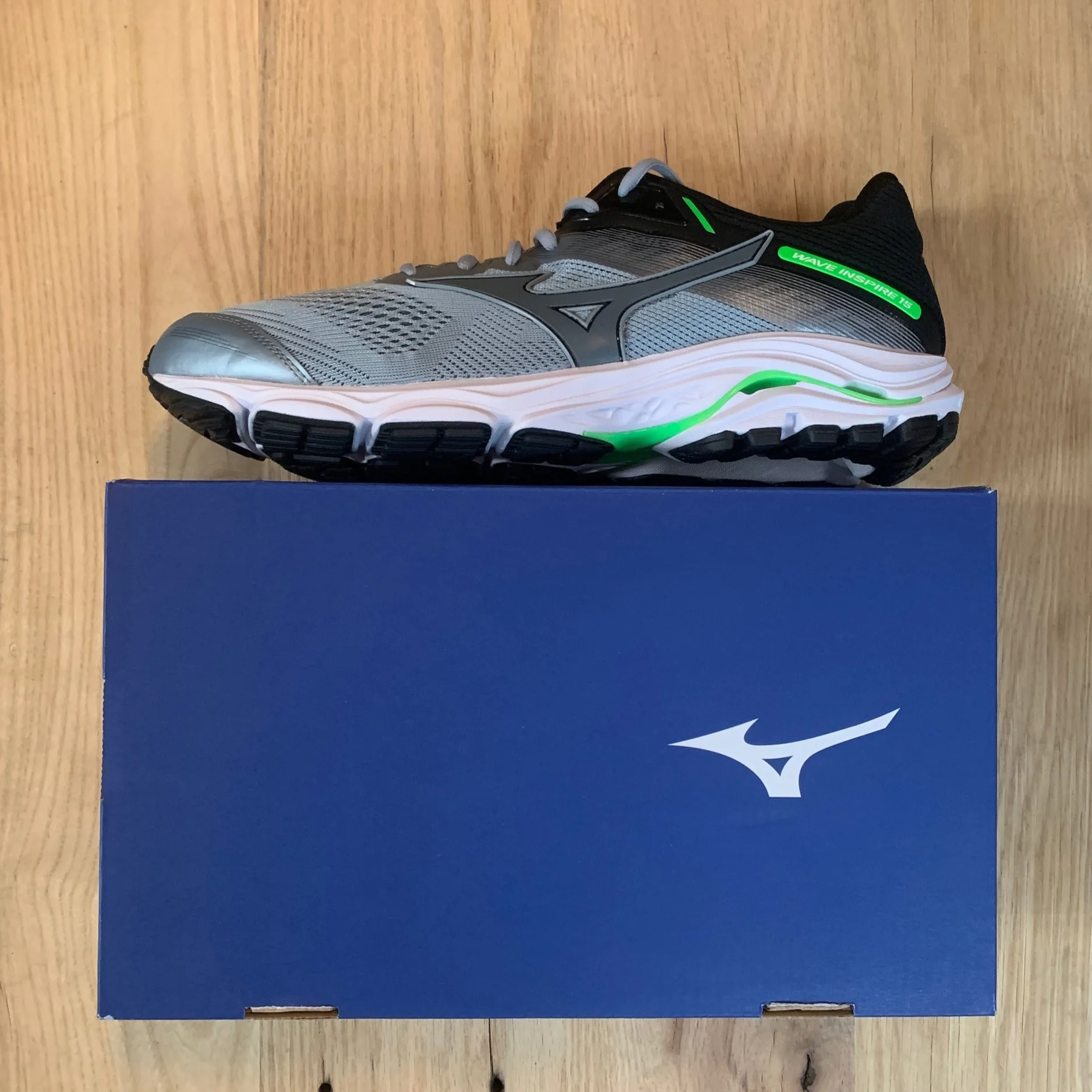 Mizuno Wave Inspire 15 - Men's