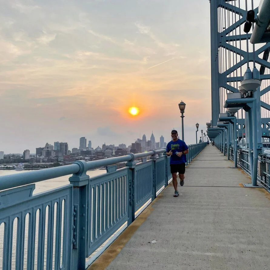 @yardsbrew bridge runs are back! 

Join us for a free round trip over the Ben Franklin Bridge tomorrow, May 10th, at 6pm starting from Yards Brewing Co. Stick around for some post run fun including @phillyrunfest &amp; @philadelphiadistancerun regist