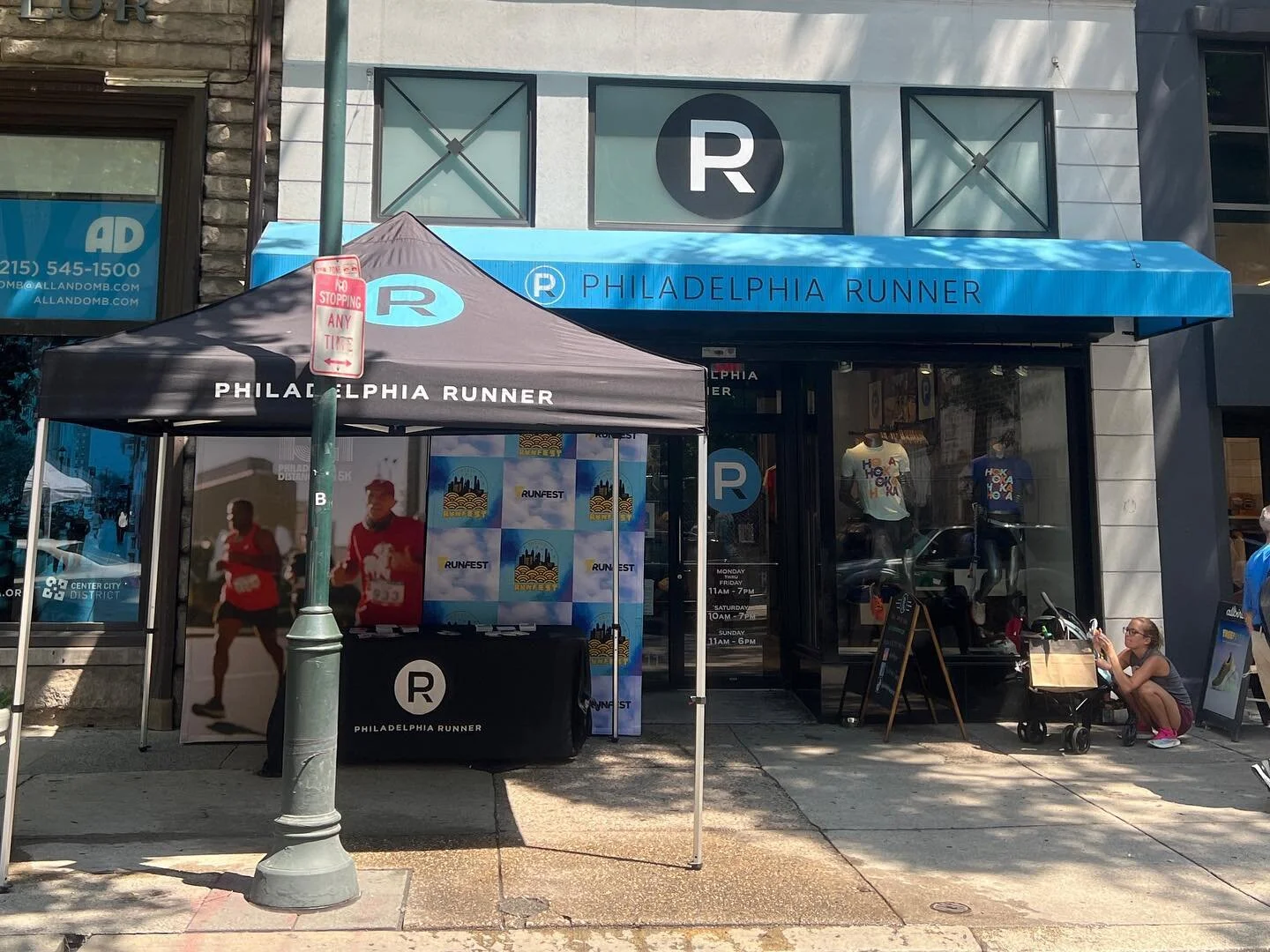 The @rittrow Spring Stroll is today! Pop by our Center City shop to check out all of the great gear for Spring &amp; Summer running 👟