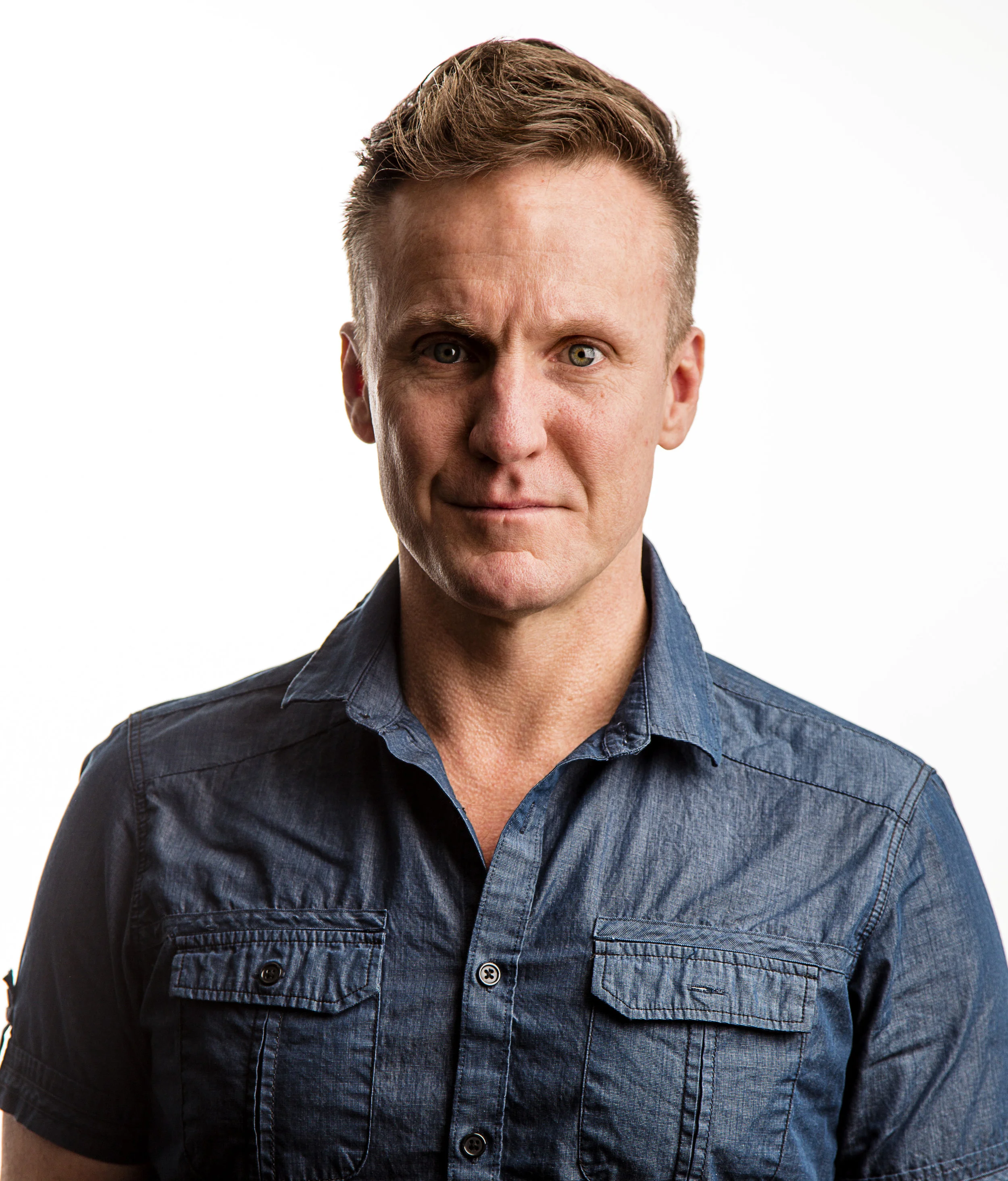 Theo Edmonds Headshot.jpg