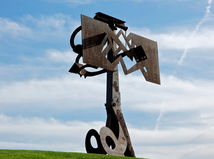 Frog Legs by Mark di Suvero (2002) at the Storm King Art Center rotates 360 degrees in order to give ever-changing views of the sky and surrounding landscape. Lent by the artist and Spacetime C.C., New York. Photograph: Jerry L Thompson.