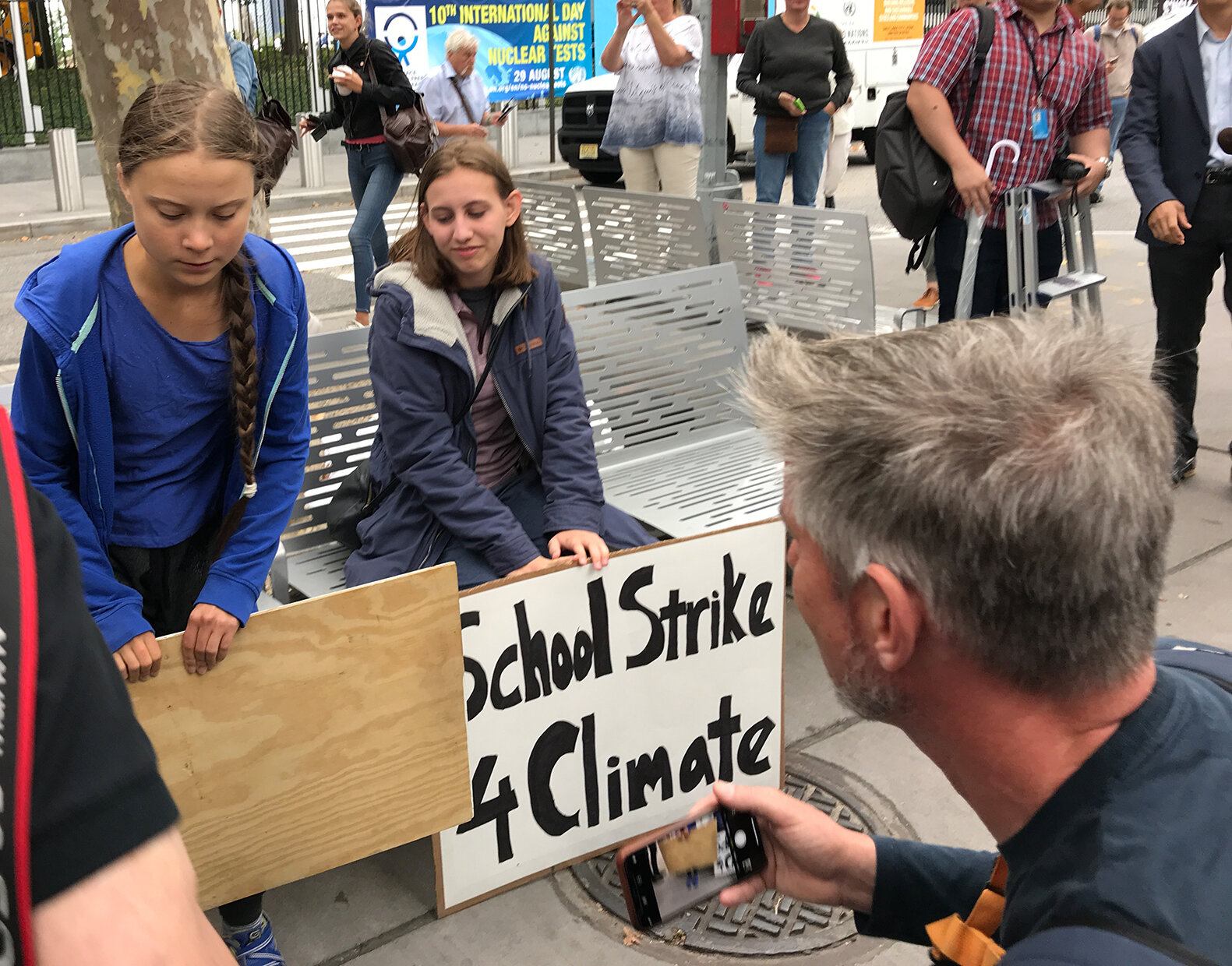 Greta Thunberg joined Lexi on her bench outside the UN in NYC on September 6, 2019. 