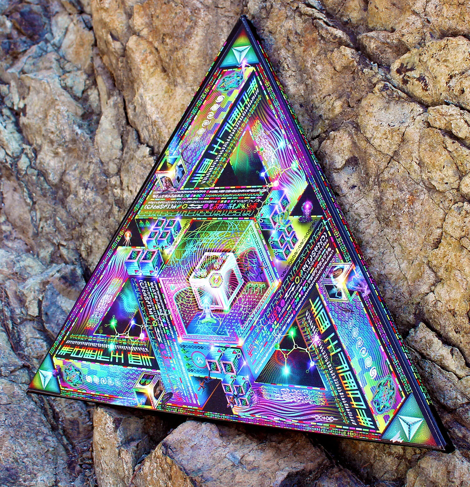 Triangular Trinary Transcendence 05 - web.jpg