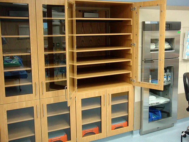 Amcase Procedure Room