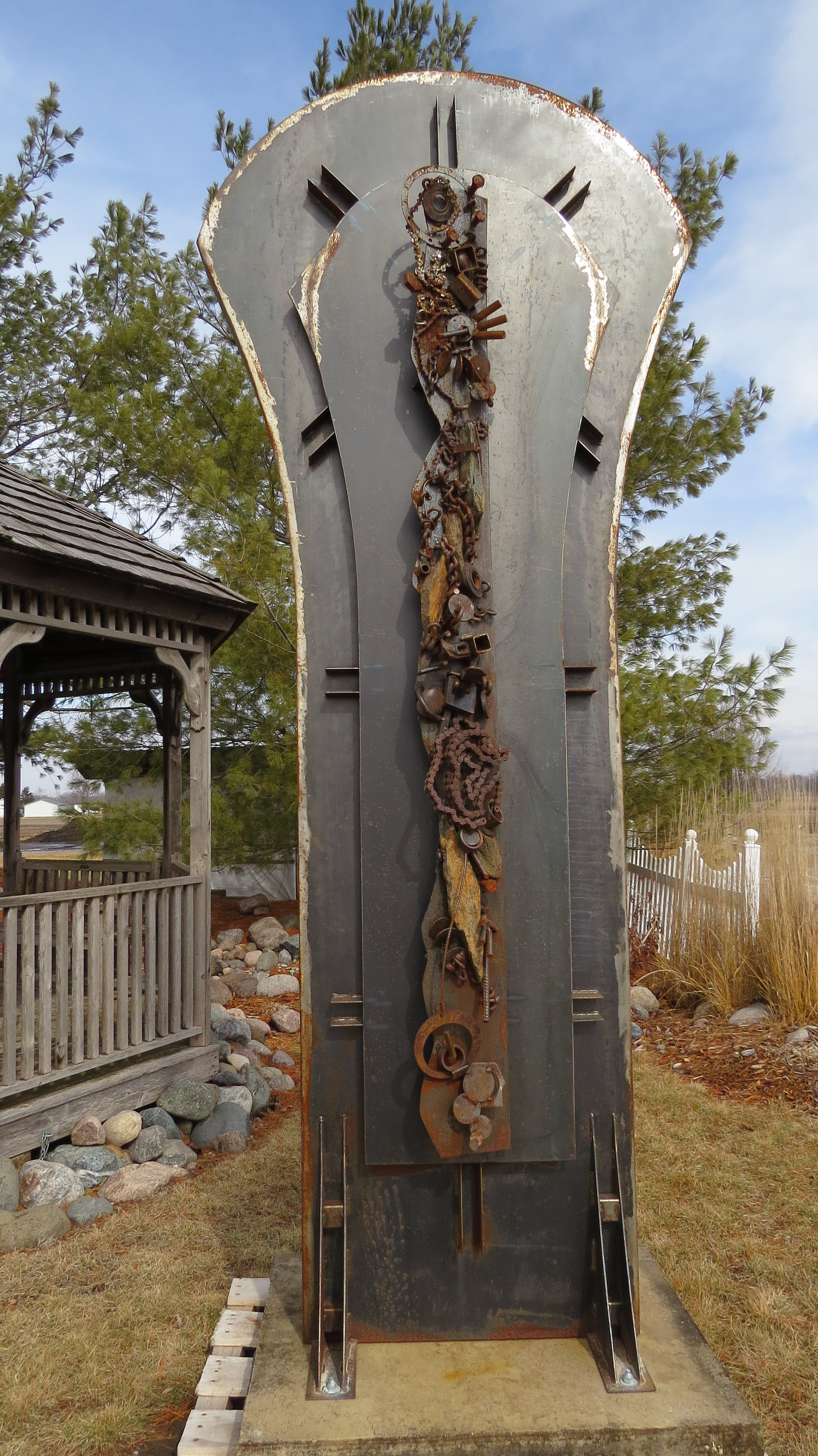 Door of Narnian sculpture opening