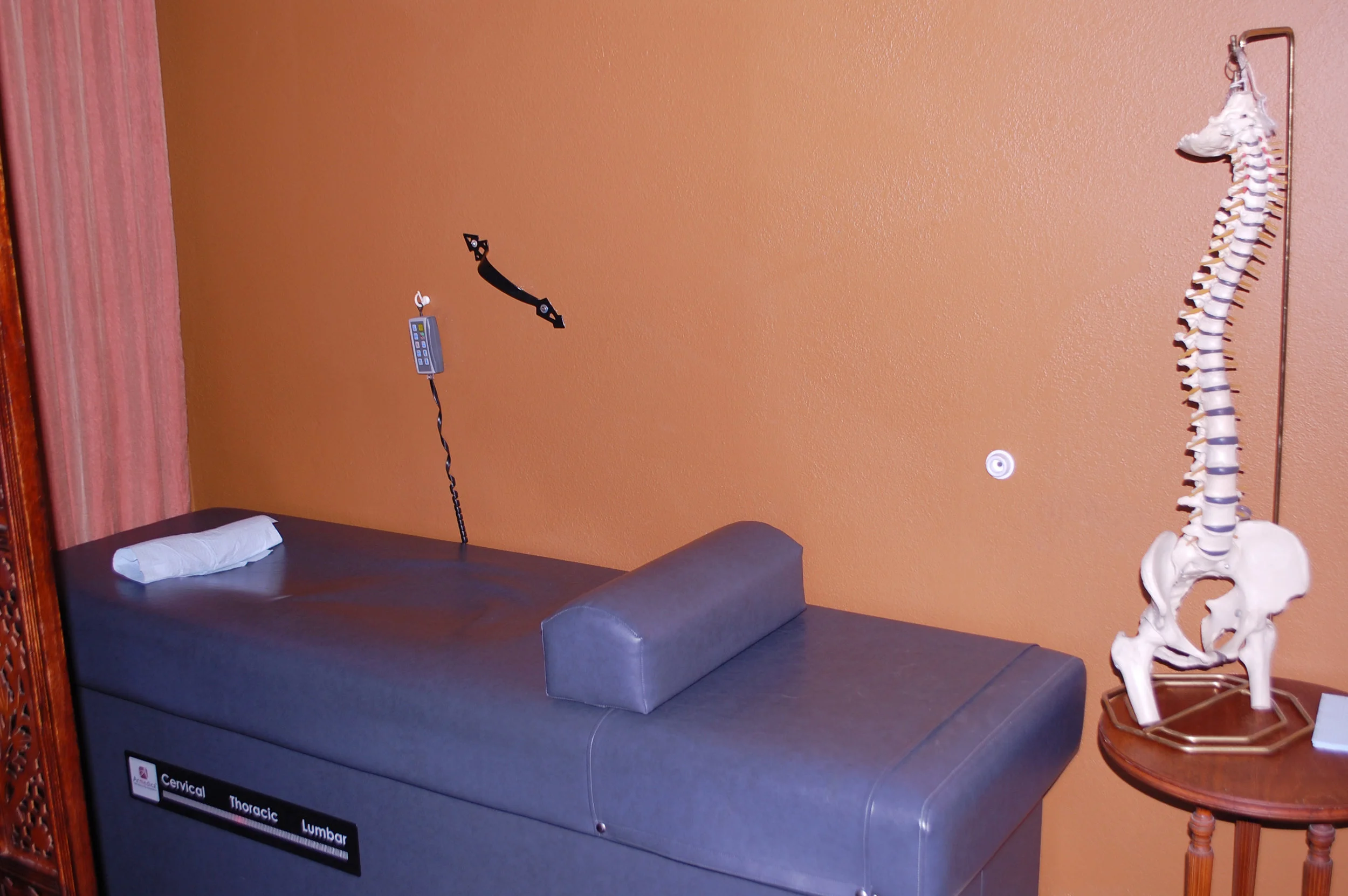 Columbia City Chiropractic Roller Table