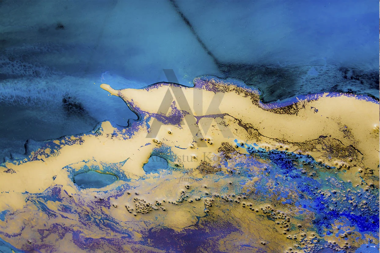 MARINE-GOLD-001-decorative-resin-art-panel-Augustus-Kotei.jpg